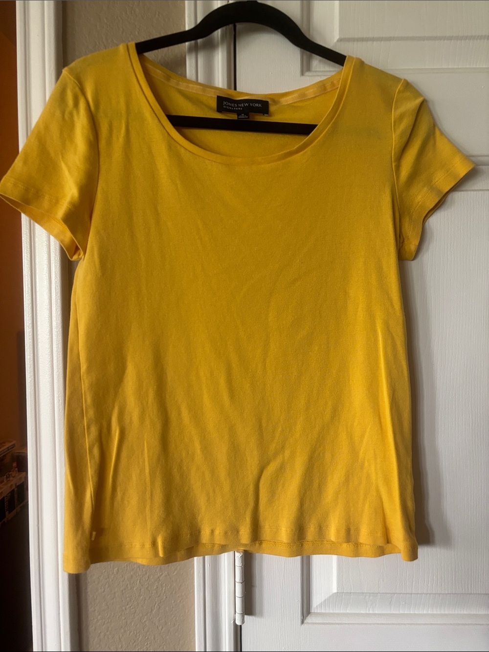 Jones New York Short Sleeve Scoop Neck Tee in Bright Yellow
